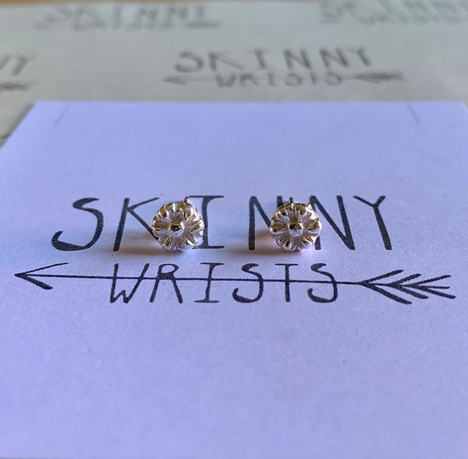 Daisy Studs