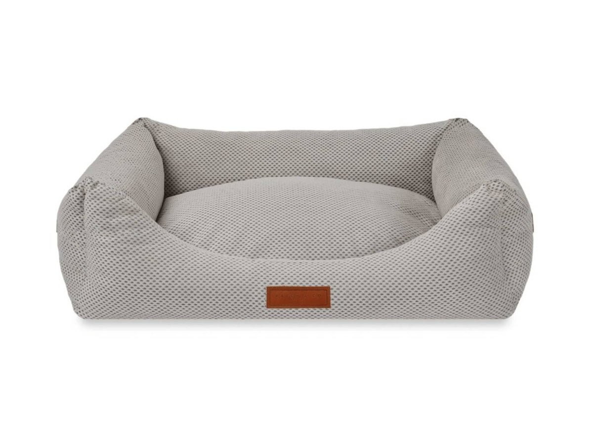THE HIGHCLERE | LUXUS-HUNDEBETT MIT VISCOSCHAUM UND NACKENROLLE