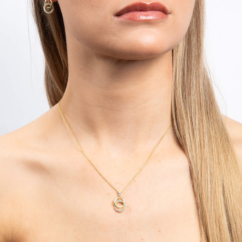 Collar Diamonfire de Anillos Entrelazados Lisos y de Circonitas