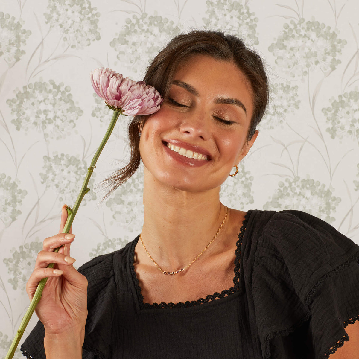 Collar Laura Ashley de Plata con Flores Thornage