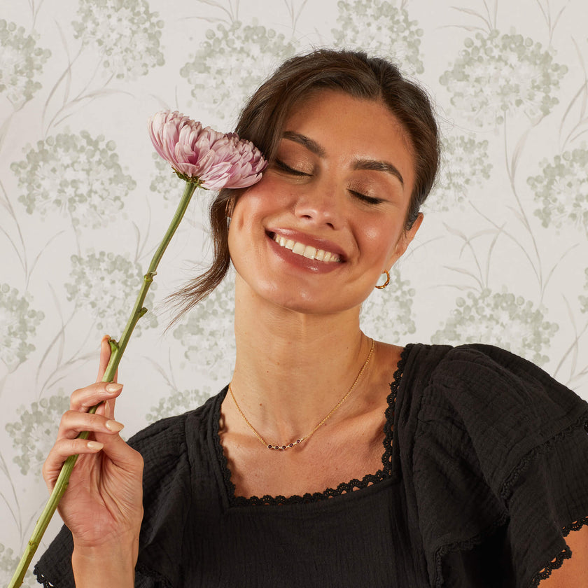 Collar Laura Ashley de Plata con Flores Thornage