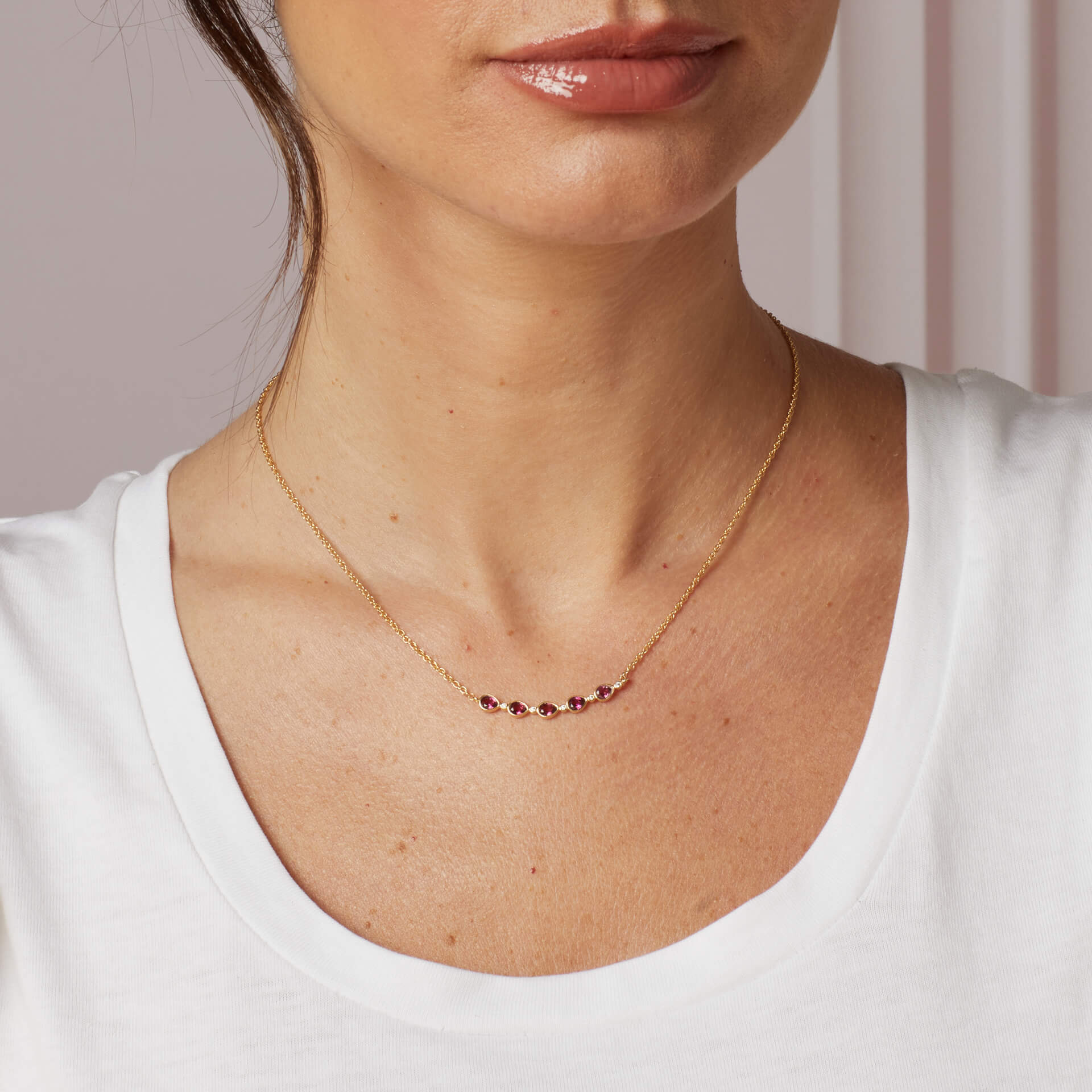 Collar Laura Ashley de Plata con Flores Thornage