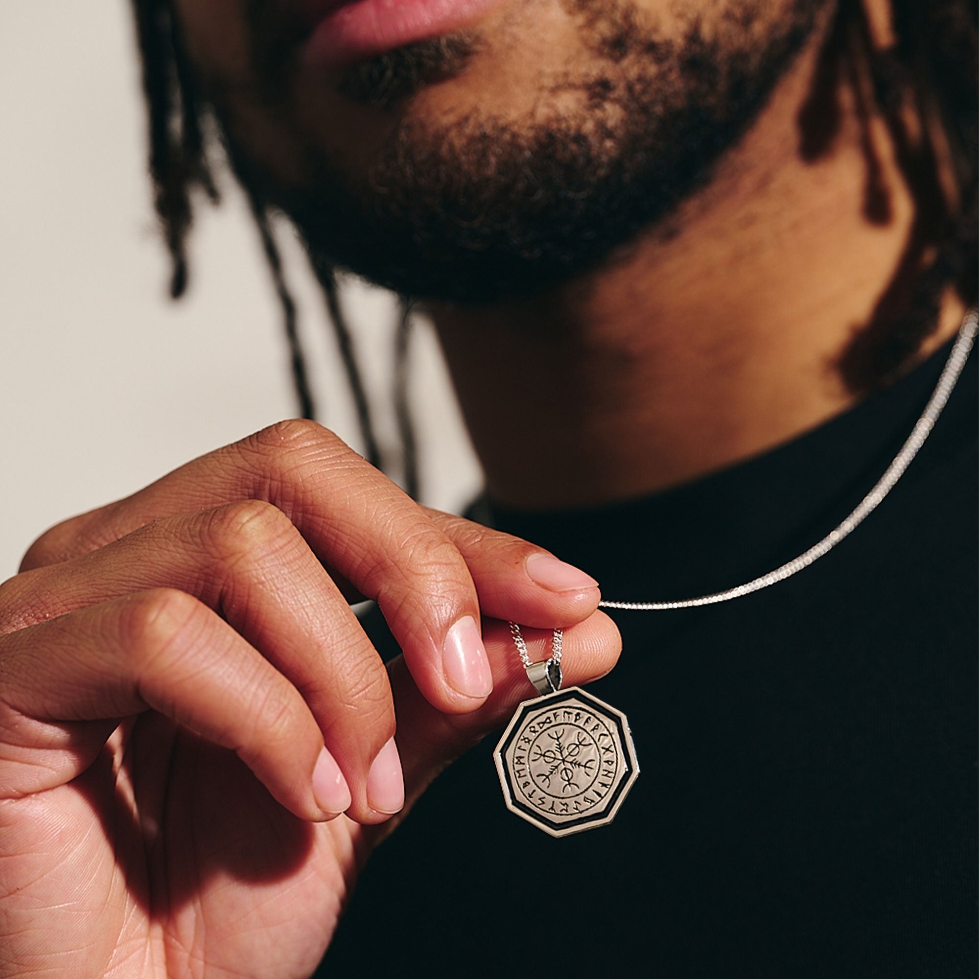 Oktagonaler Vegvisir Wikinger Runen Personalisierter Silberkette