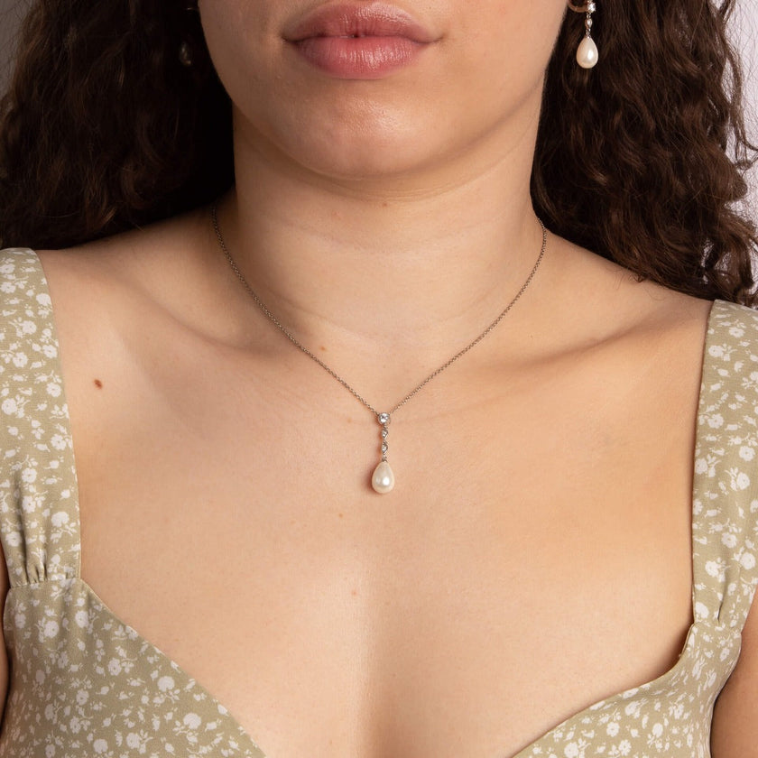 Colgante de gota con cadena de perlas Shell de Diamonfire