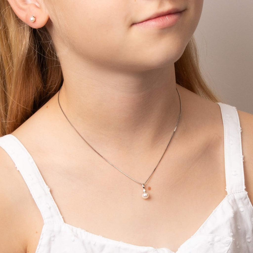 D For Diamond Pearl Drop Pendant with Diamond