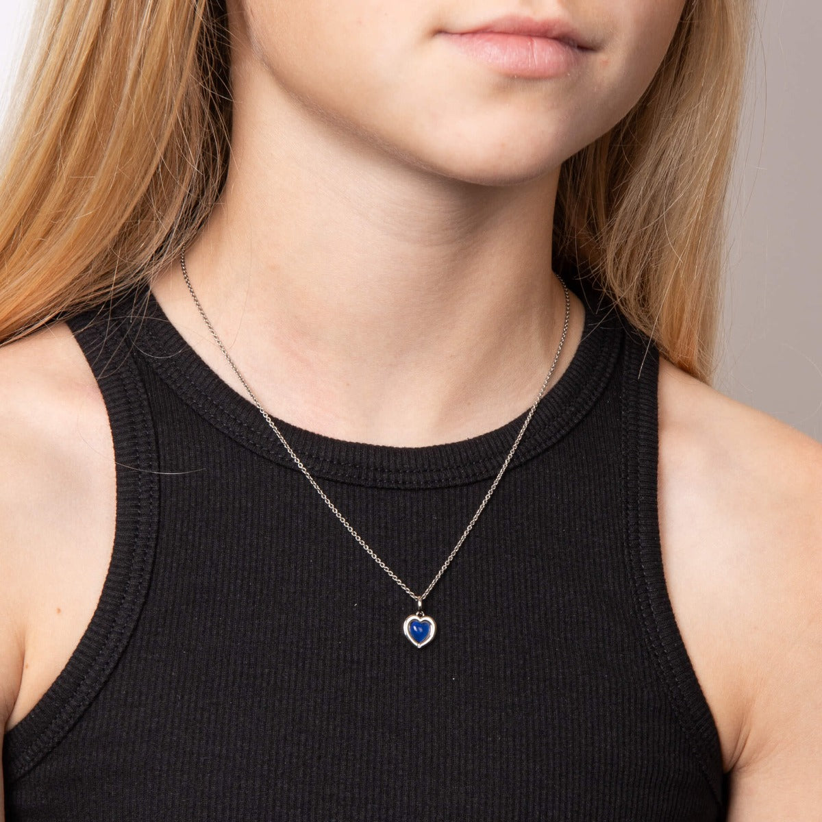 D For Diamond Herzförmiger Stimmungssteinanhänger mit Diamant
