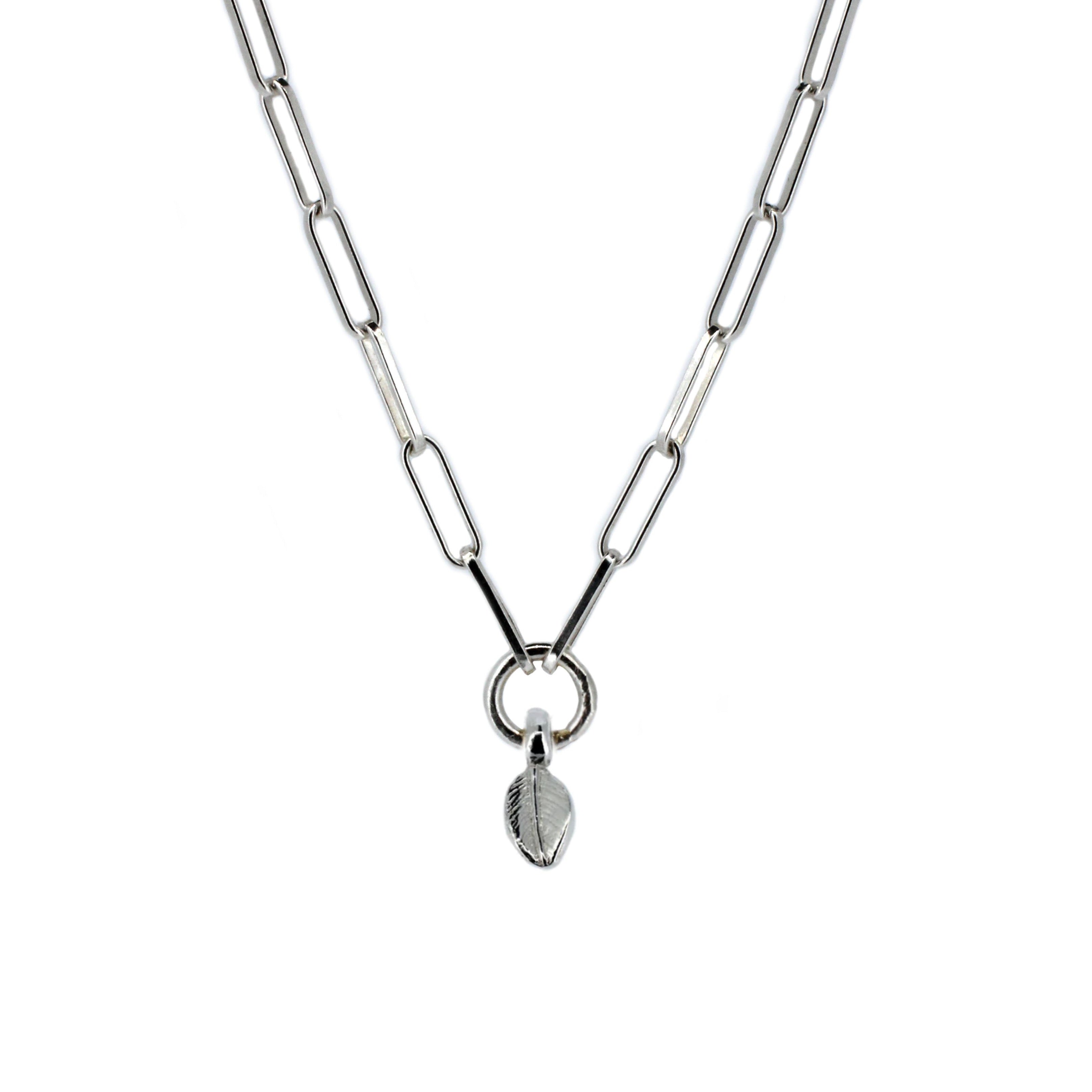 Leaf Trace Chain Necklace