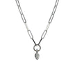 Collar de cadena con hojas caladas