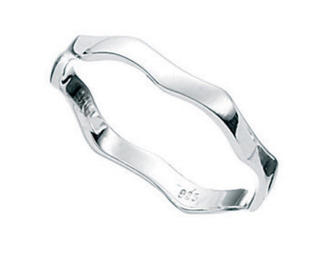 Beginnings Wavy Band Ring