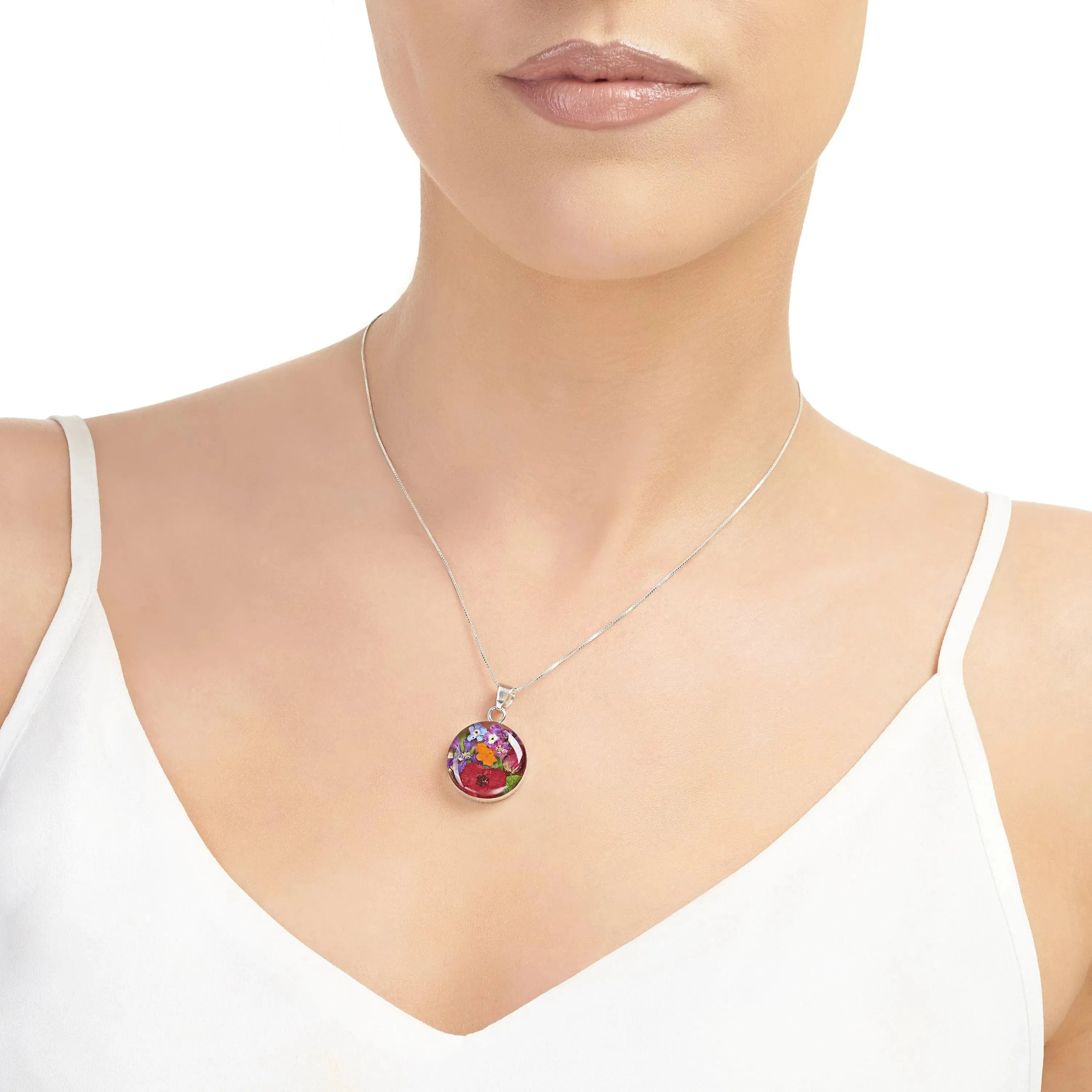 Mixed Flower Round Pendant Necklace