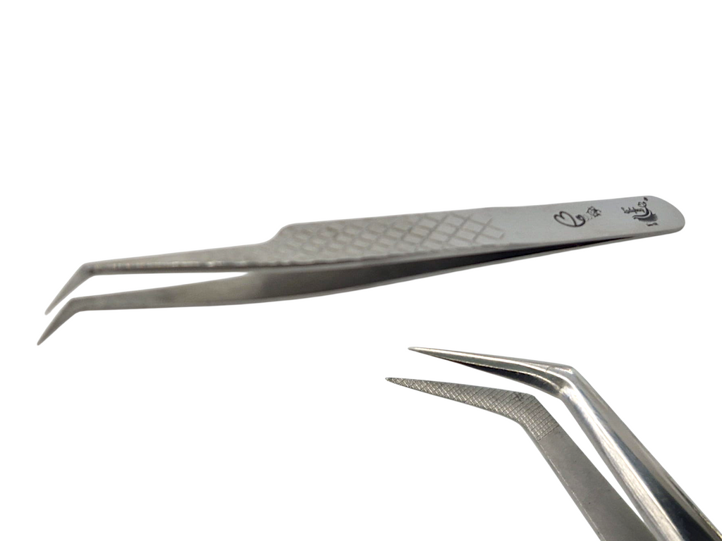 Angled Fibre Grip Volume Tweezers
