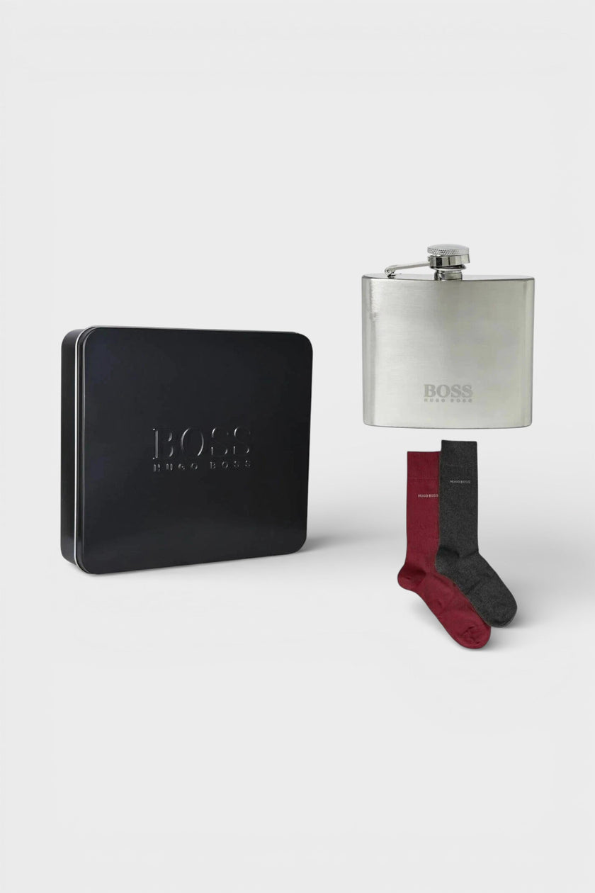 Set de regalo Hugo Boss: dos pares de calcetines y petaca