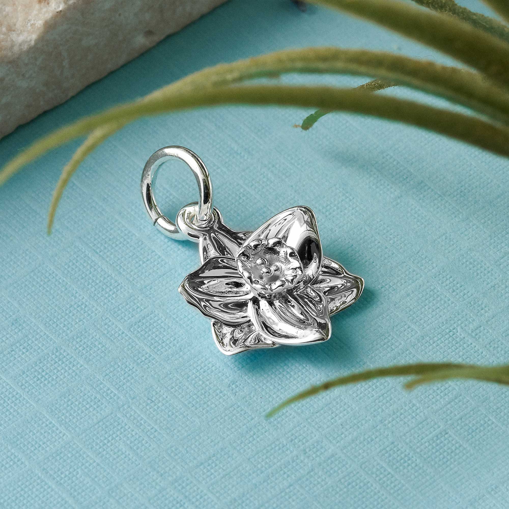 Daffodil Flower Silver Charm