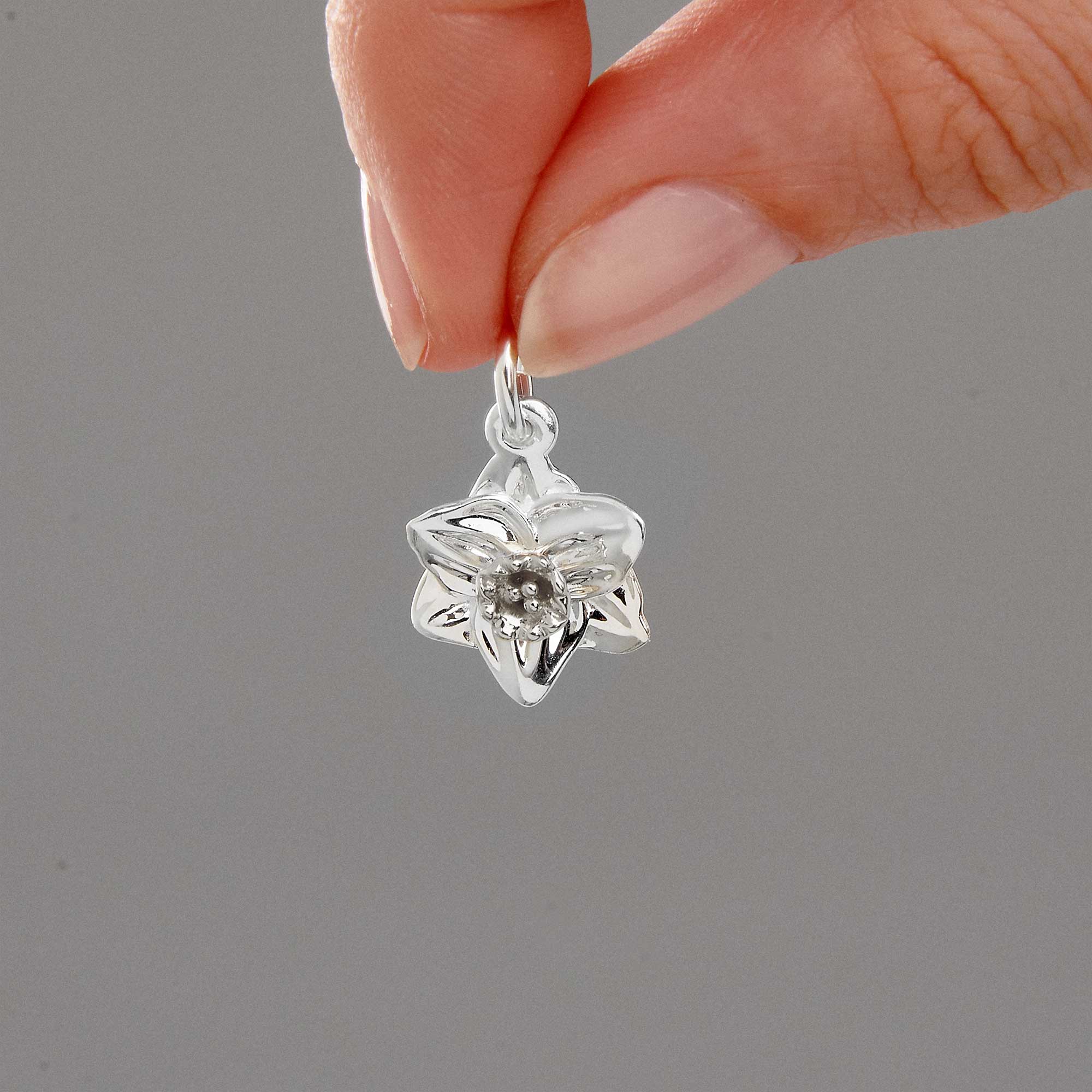 Daffodil Flower Silver Charm