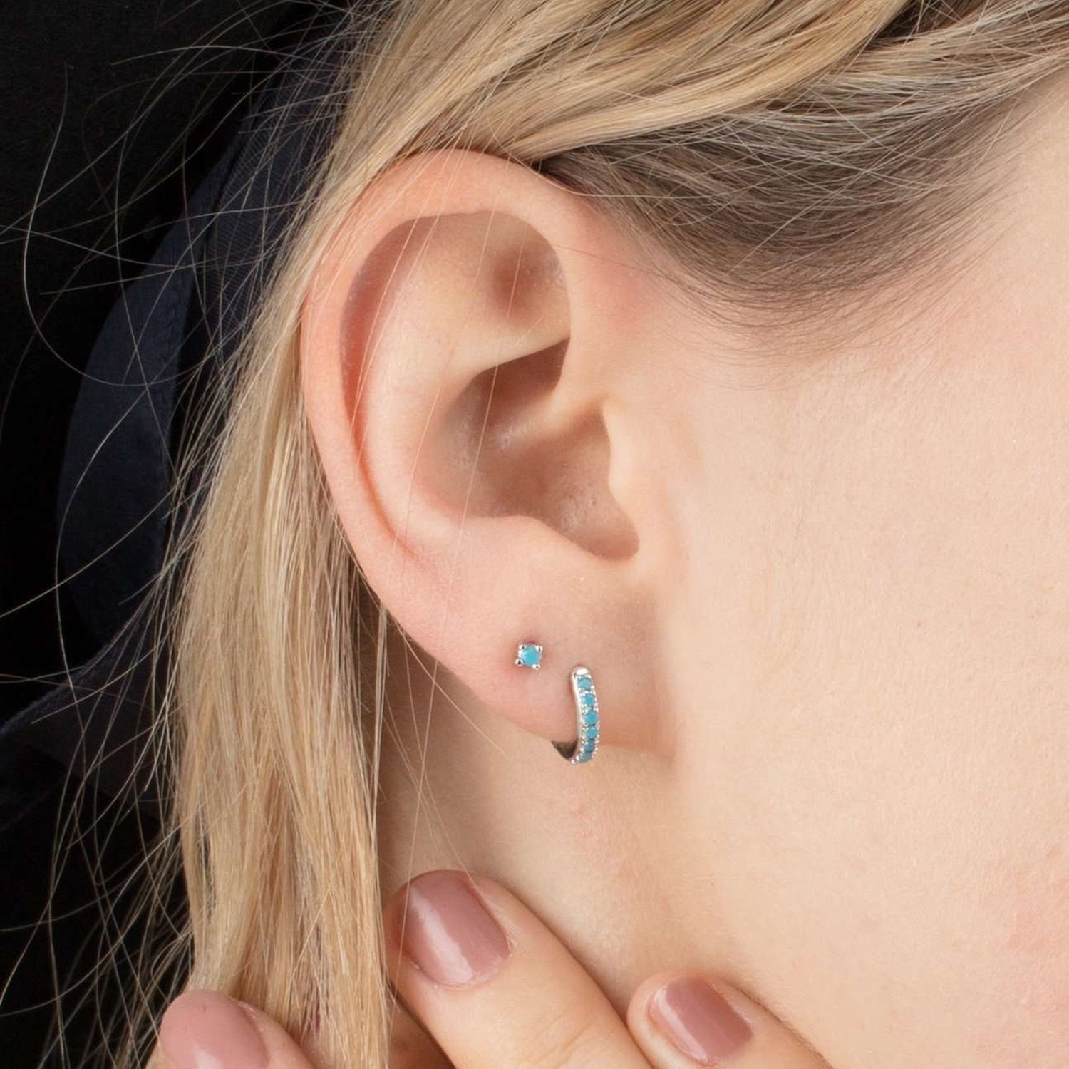 Huggie Earrings With Turquoise Stones