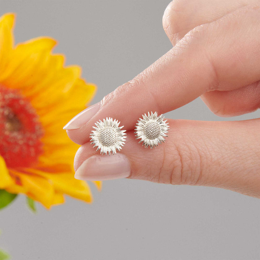 Pendientes de plata con diseño de girasol