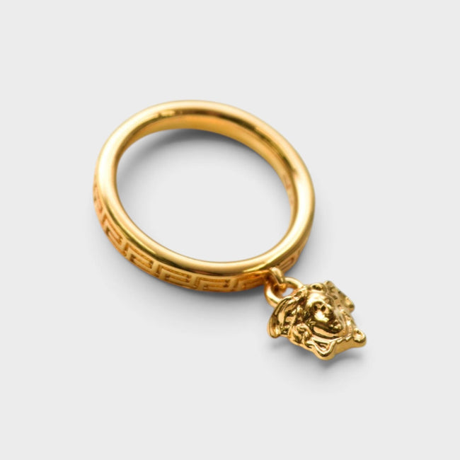 Bague Greca avec tête de Méduse dorée
