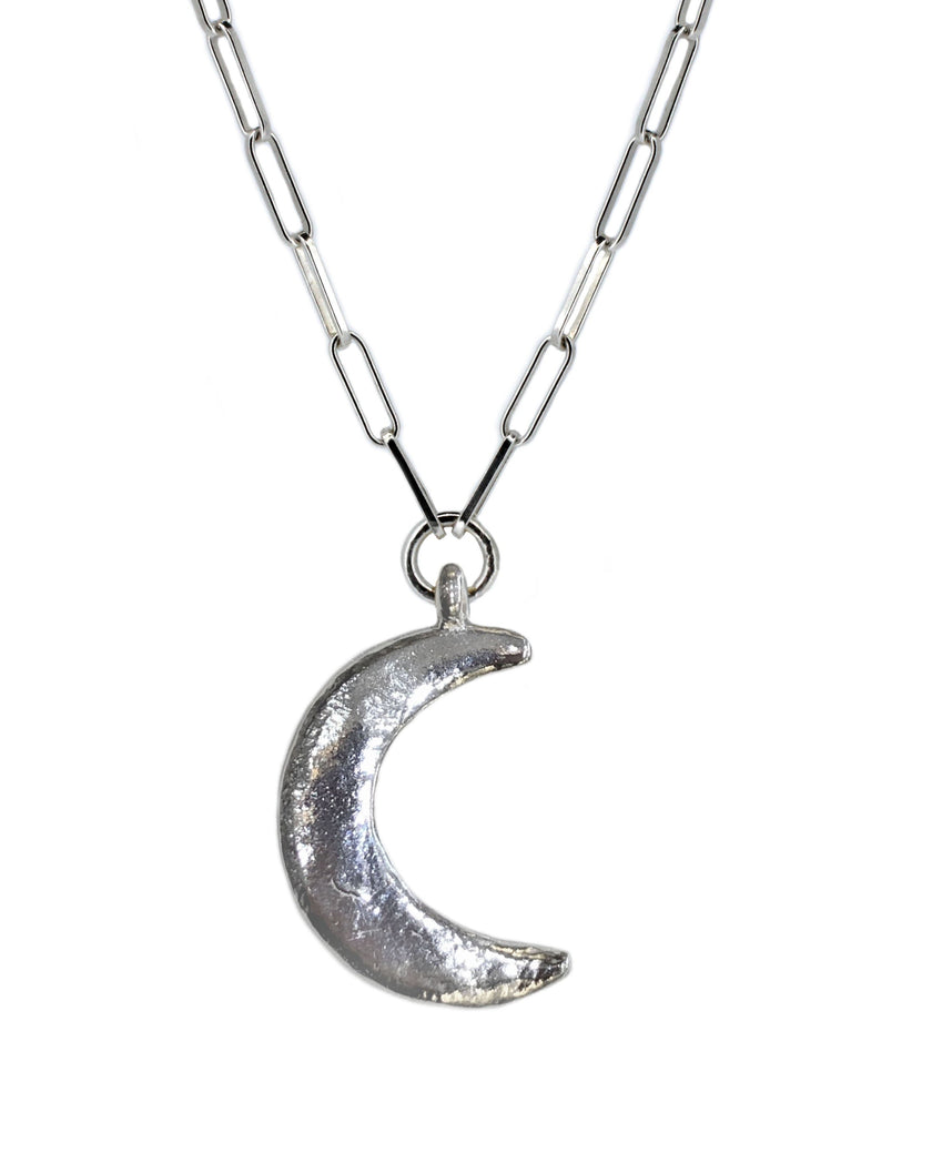 Maxi Crescent Trace Chain Necklace