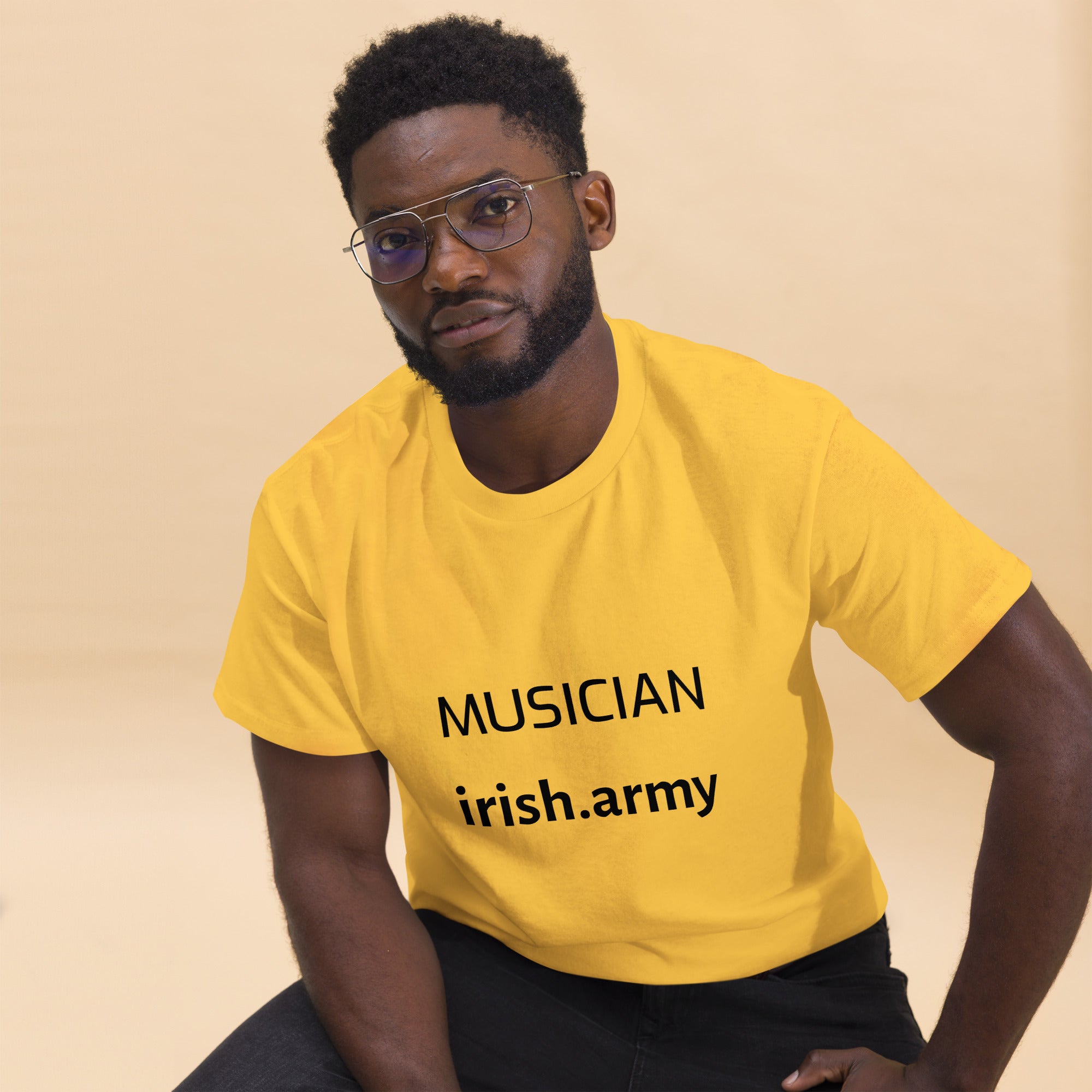 MUSICIAN - Unisex Classic Tee