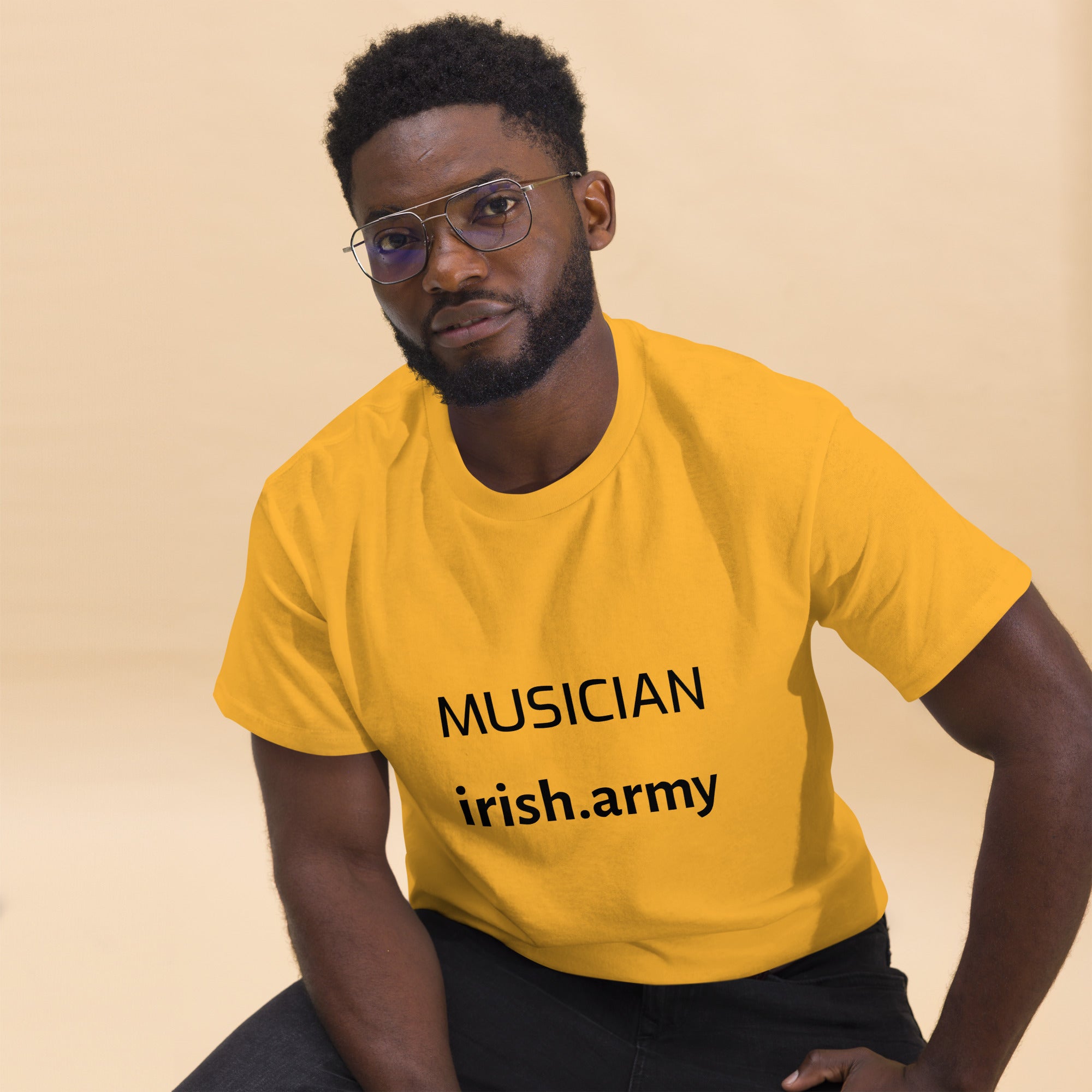 MUSICIAN - Unisex Classic Tee