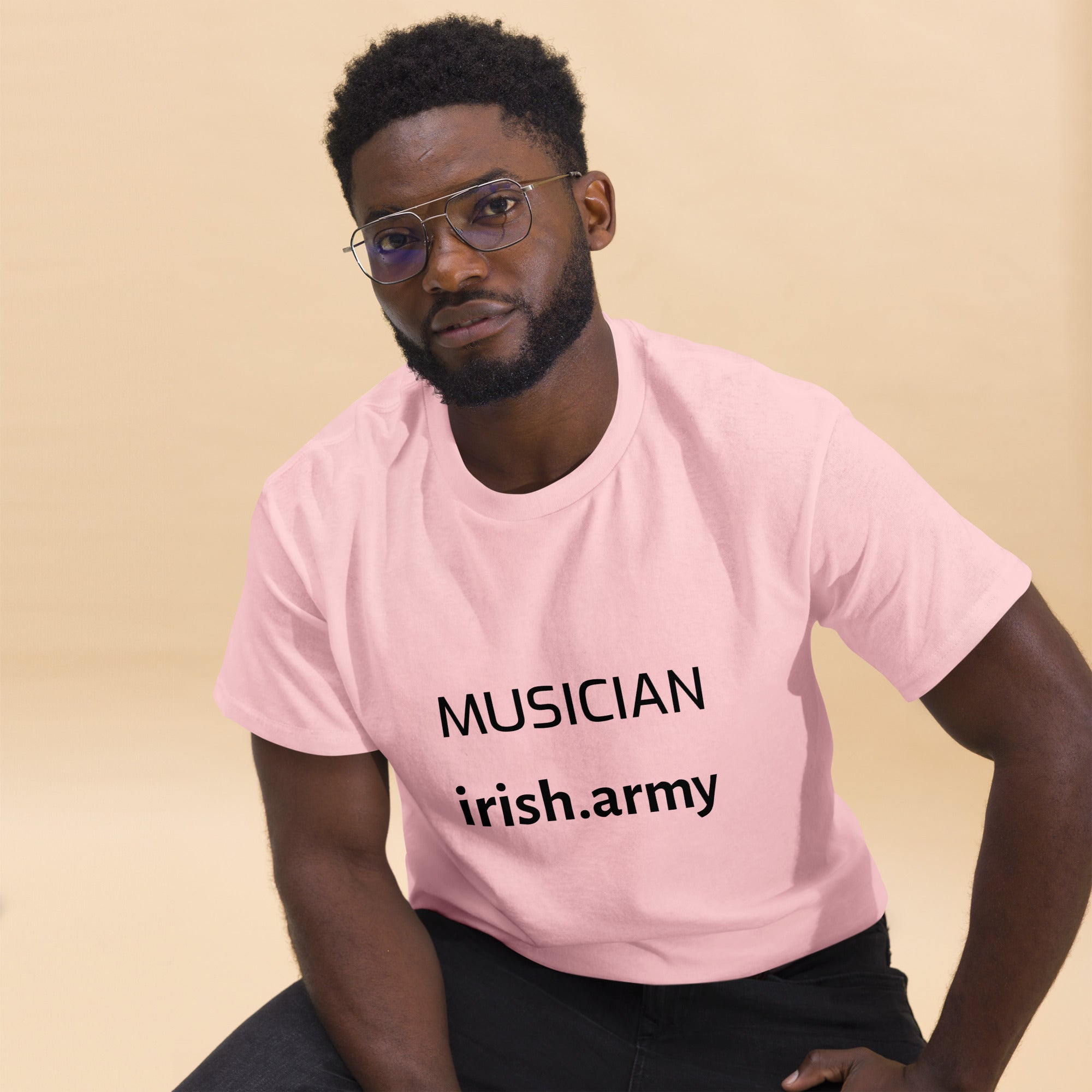 MUSICIAN - Unisex Classic Tee